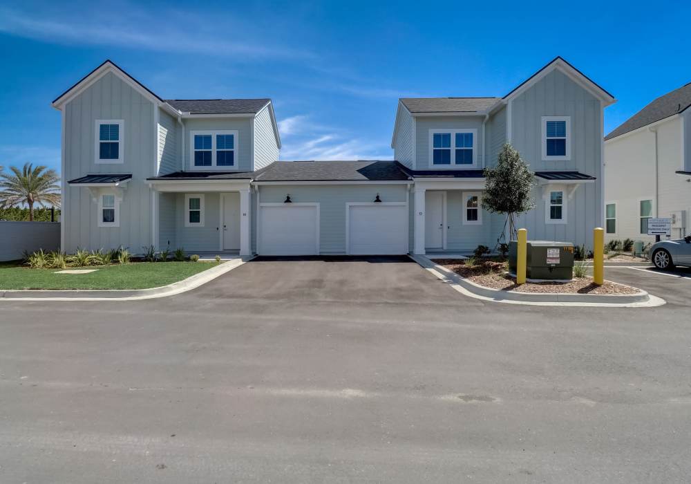 Exterior photo 4 of Cottage Street at eTown in Jacksonville, Florida