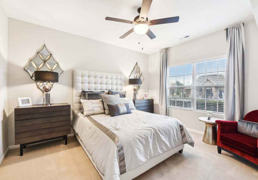 Comfortable apartments at Carastone in Charlotte, North Carolina