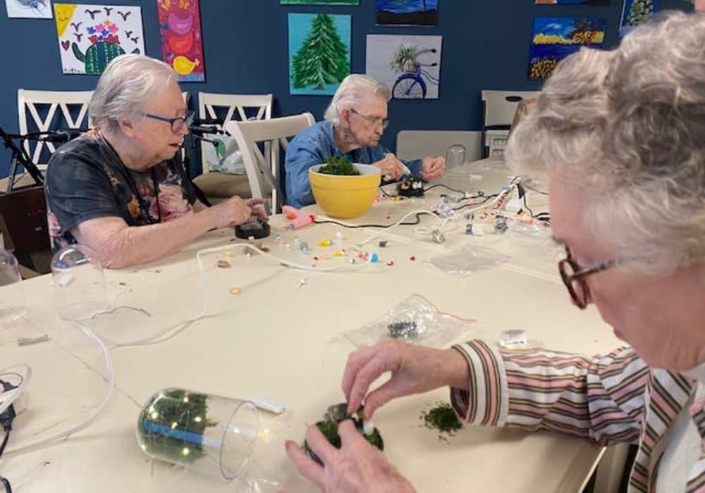 Residents doing arts and crafts at Truewood by Merrill, Fig Garden in Fresno, California