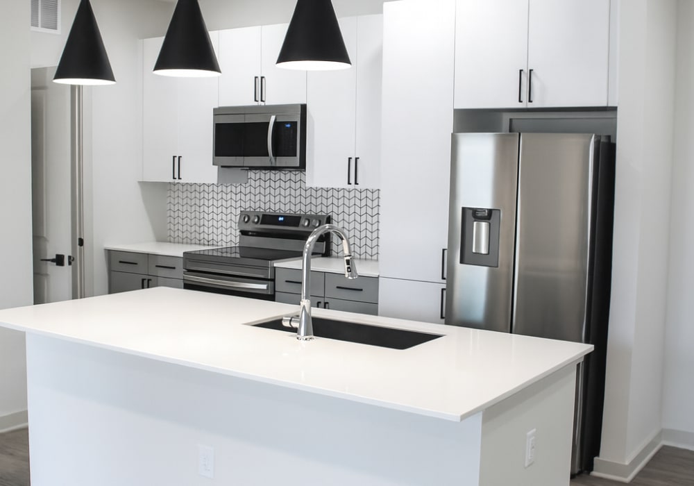 Stainless-steel appliances at Silo Creek Apartments in Lafayette, Louisiana