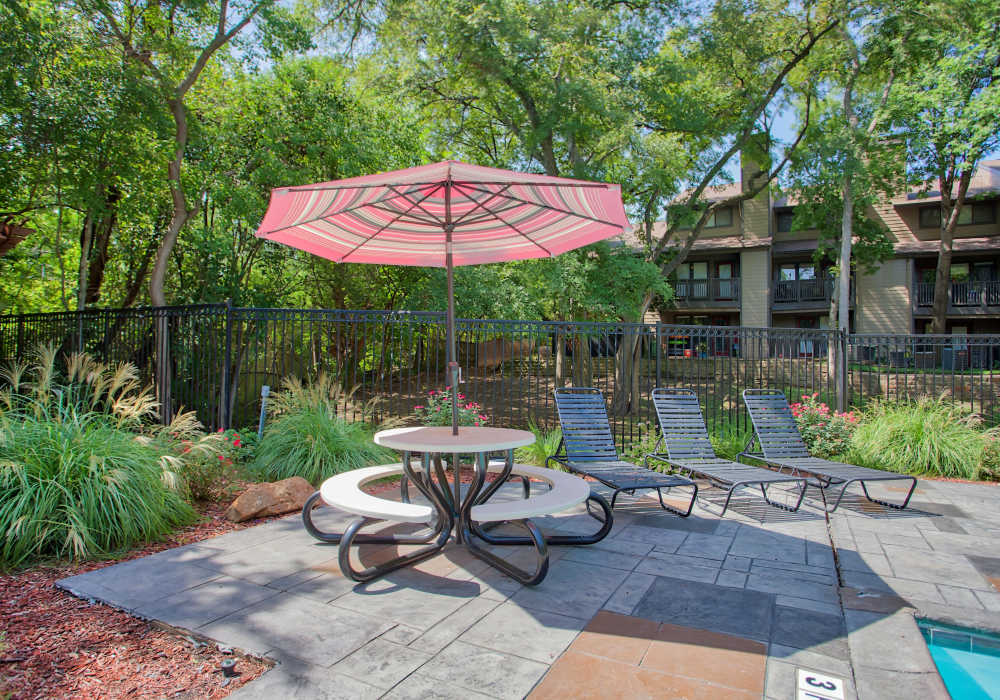 Swimming pool at Highlands Creek Apartments in Dallas,Texas