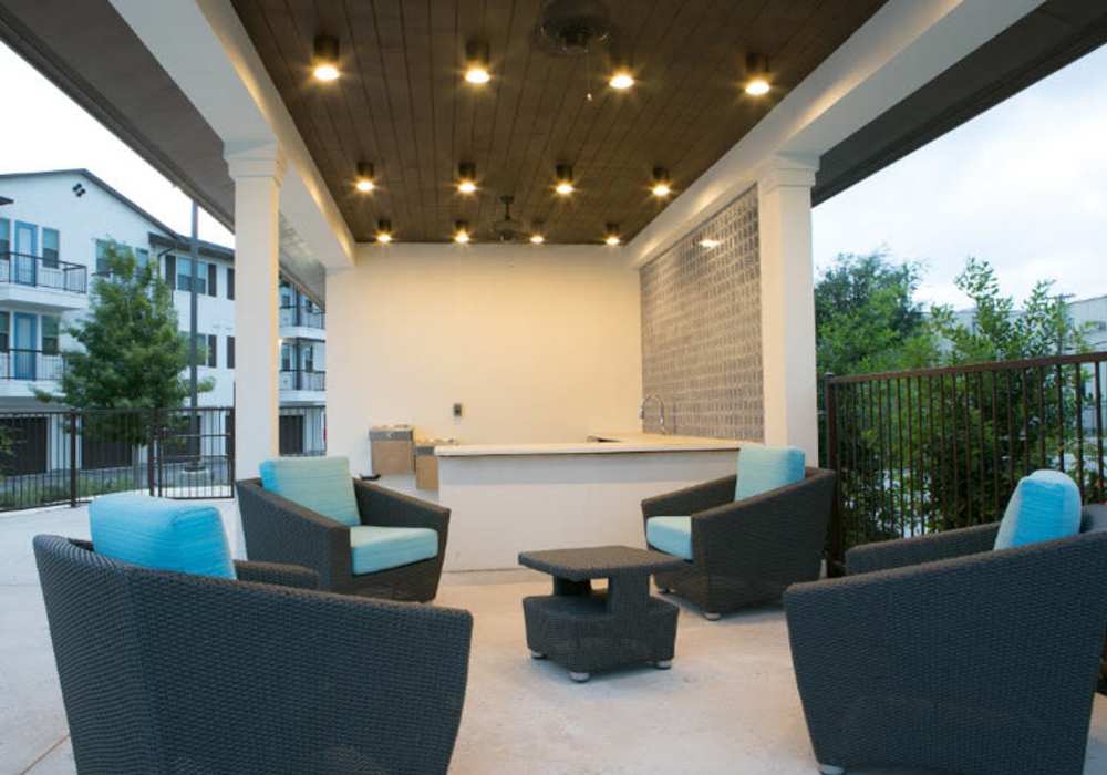 Ambient seating at Alcove at Alamo Heights in San Antonio, Texas