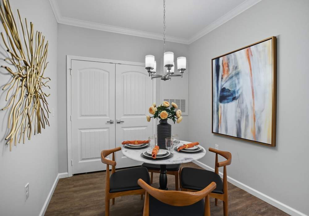 Spacious dining room at Ascot Point Village in Asheville, North Carolina