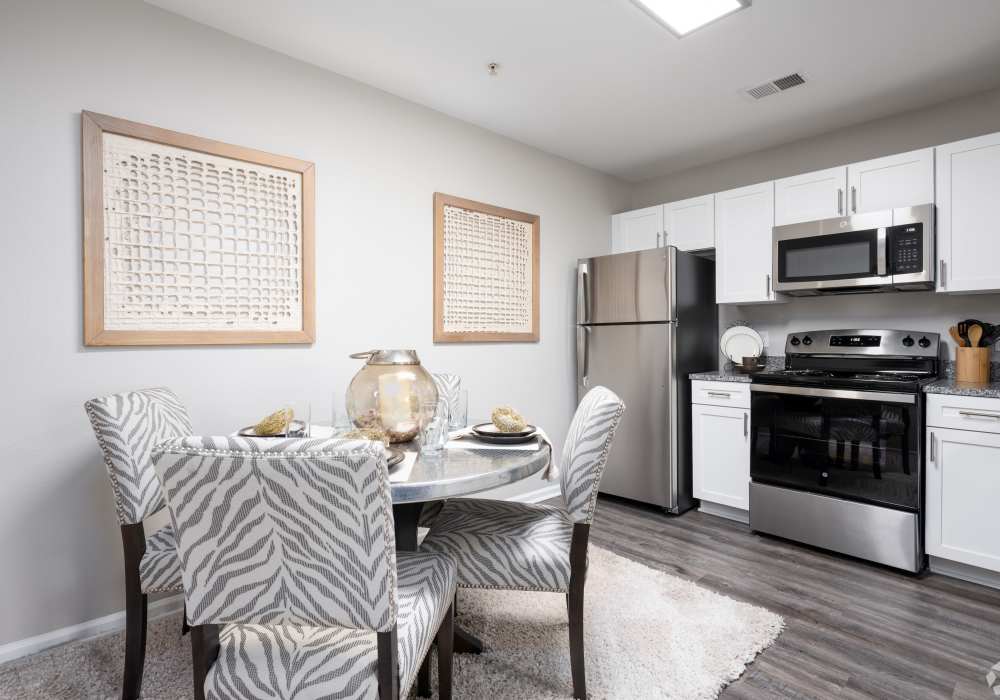 Apartments Greensboro, North Carolina apartments at Battleground North