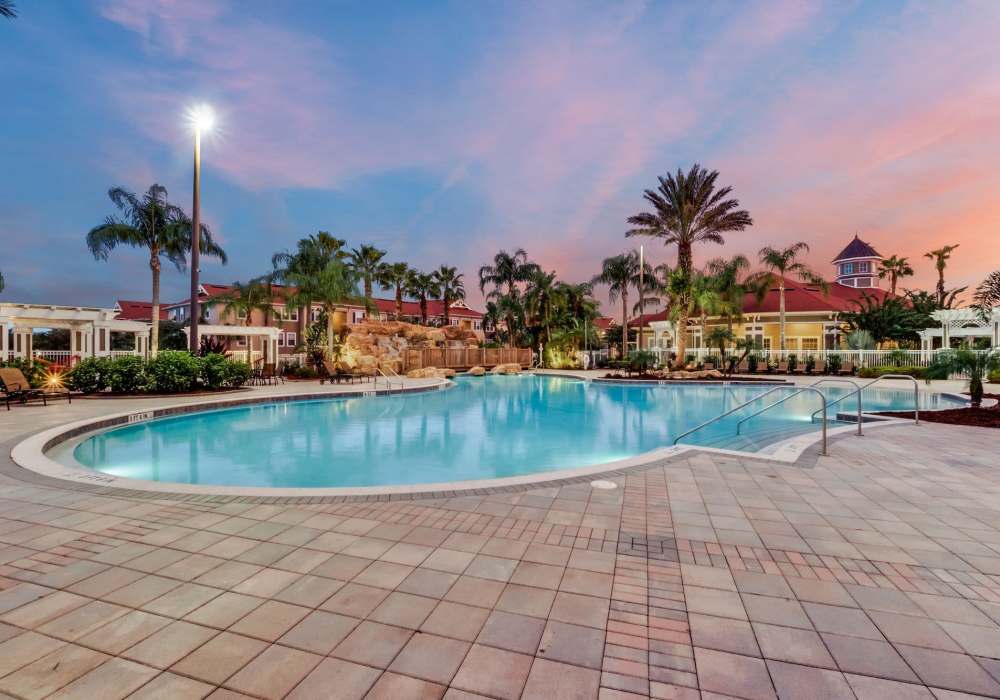 Pool at Victoria Park Apartments in Davenport,Florida
