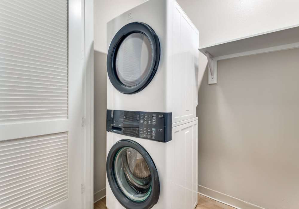 Laundry machines at Parkwood Oaks