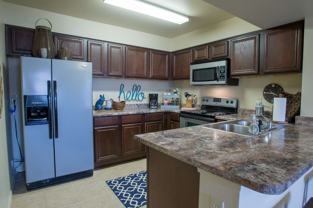 Granite counter tops at Park at Mission Hills in Broken Arrow, Oklahoma