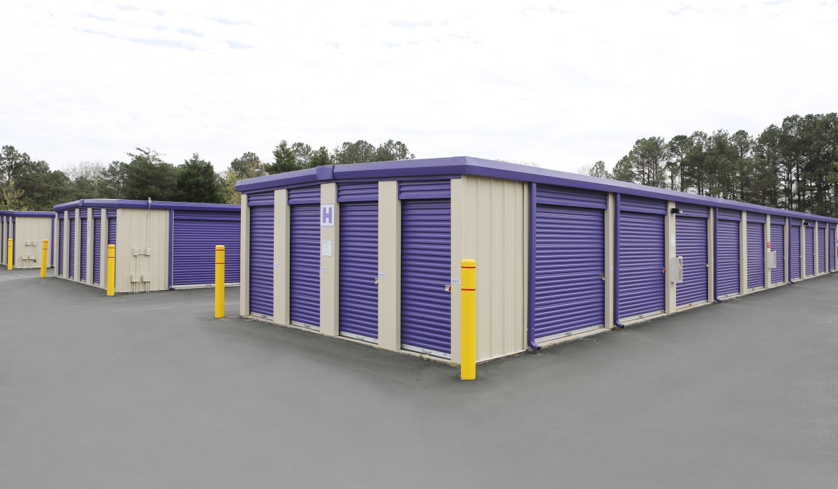 Wide driveways at StoreSmart Self-Storage in Riverdale, Georgia