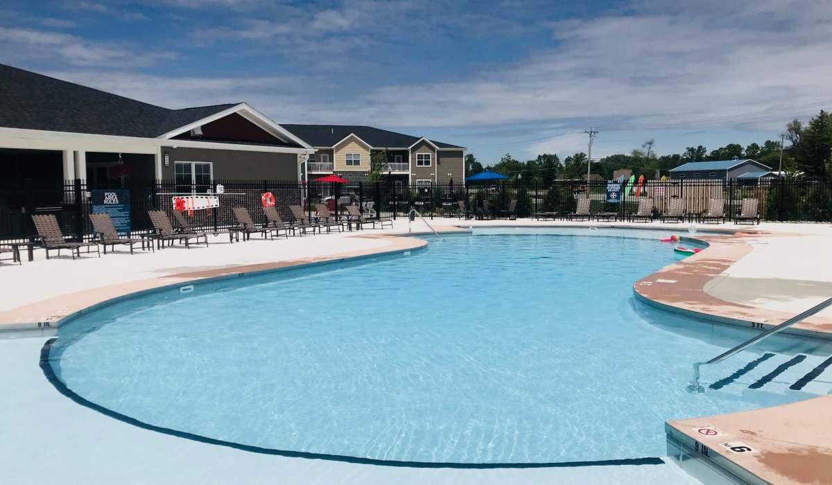 Large swimming pool at Bonterra Apartments in Fort Wayne, Indiana