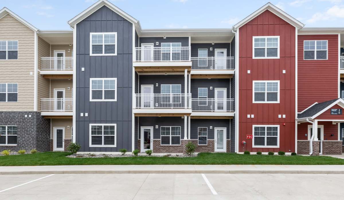 External view of Patio and balconies at Bonterra Apartments in Fort Wayne, Indiana