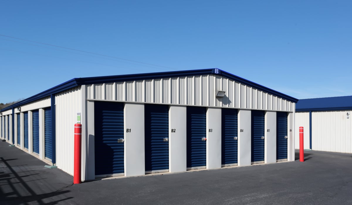 External storage units at Midgard Self Storage in Eastanollee, Georgia