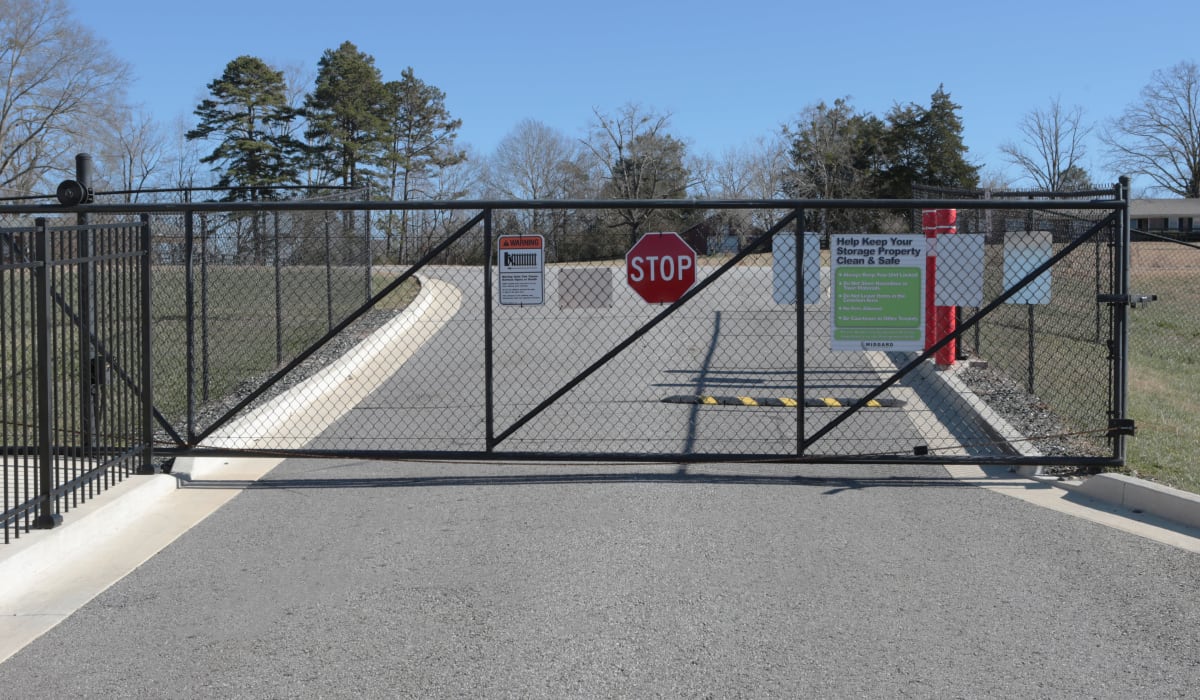 Security gate of Midgard Self Storage in Eastanollee, Georgia