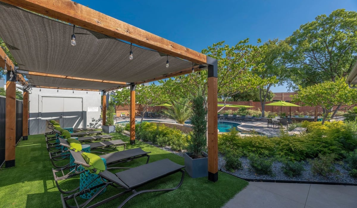 Lounge chairs at Gardens of Valley Ranch in Irving, Texas