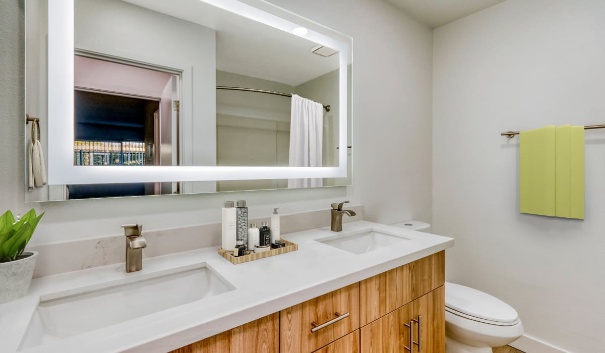 Luxurious and spacious bathrooms at The Arbors at Magnolia in Anaheim, California