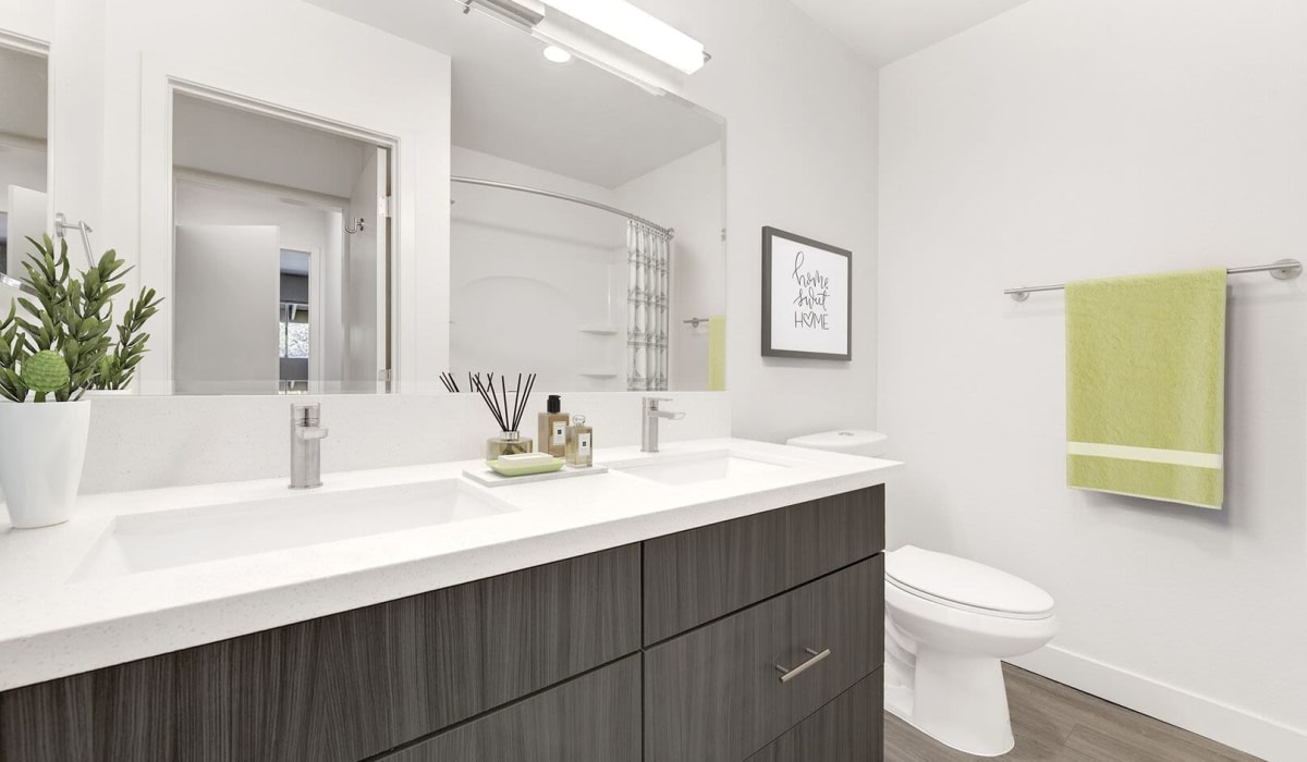 Luxurious and spacious bathrooms at The Arbors at Magnolia in Anaheim, California