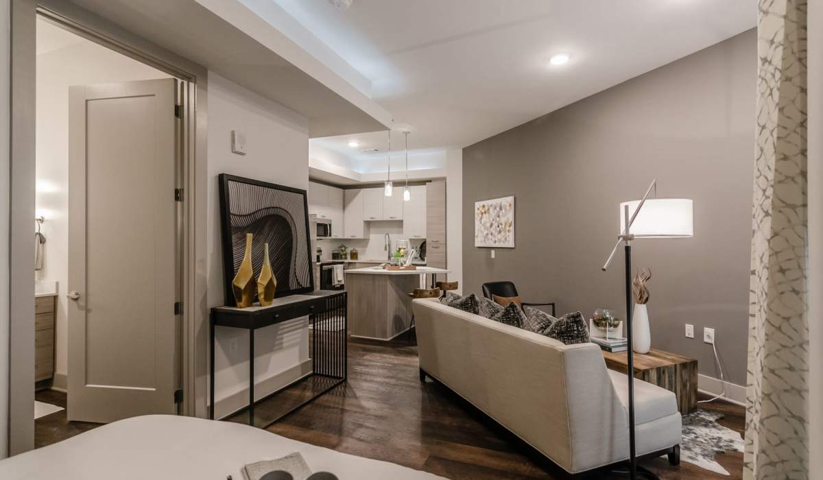Apartment Receiving Area The Shay in Nashville, Tennessee