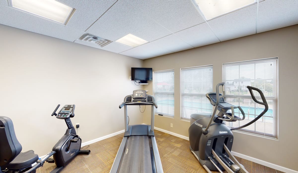  Gym at Park Lane South Apartments in Depew, New York