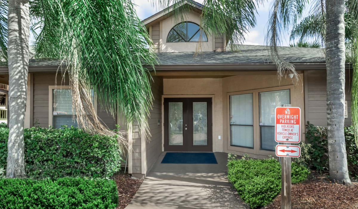 Entrance to the leasing office at The Cascades at Kissimmee in Kissimmee, Florida