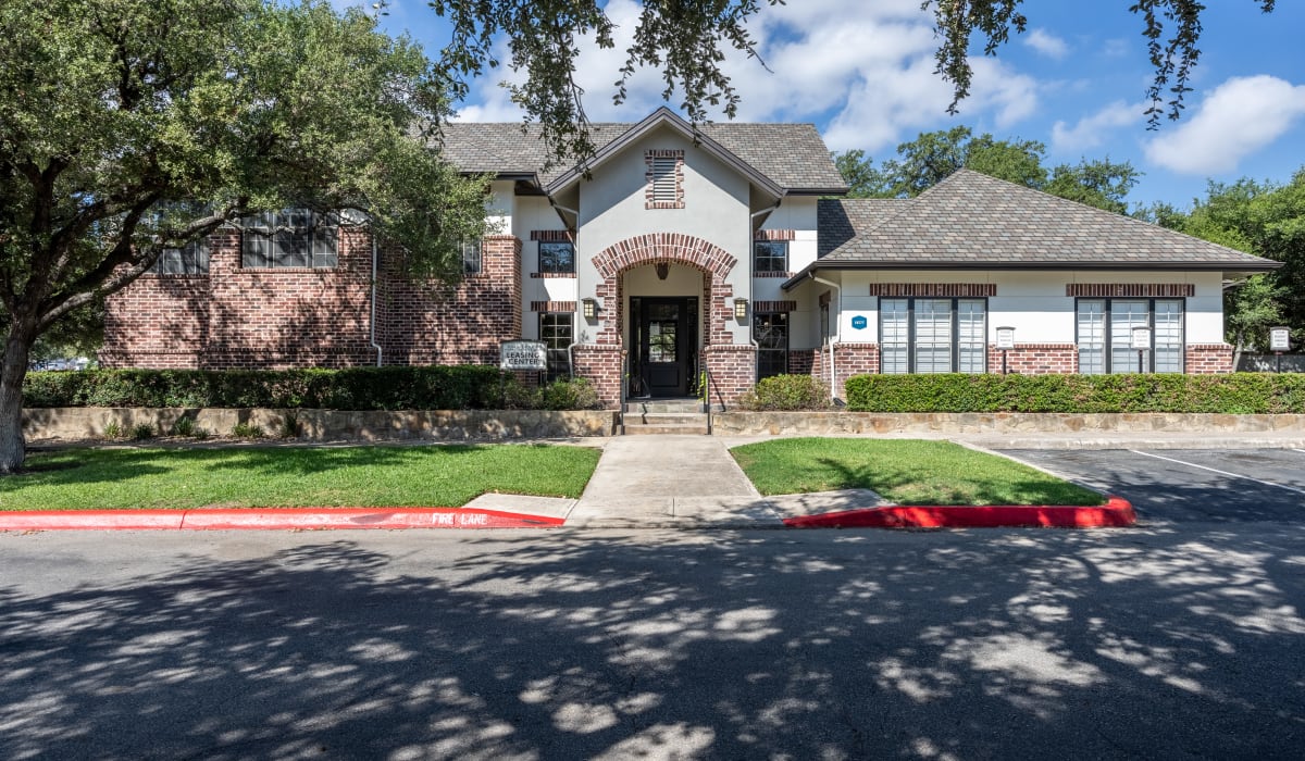 exterior of entrance at Sonterra Heights in San Antonio, Texas