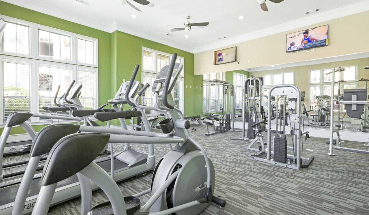 Fitness center at Belle Vista Apartments in Lithonia, Georgia
