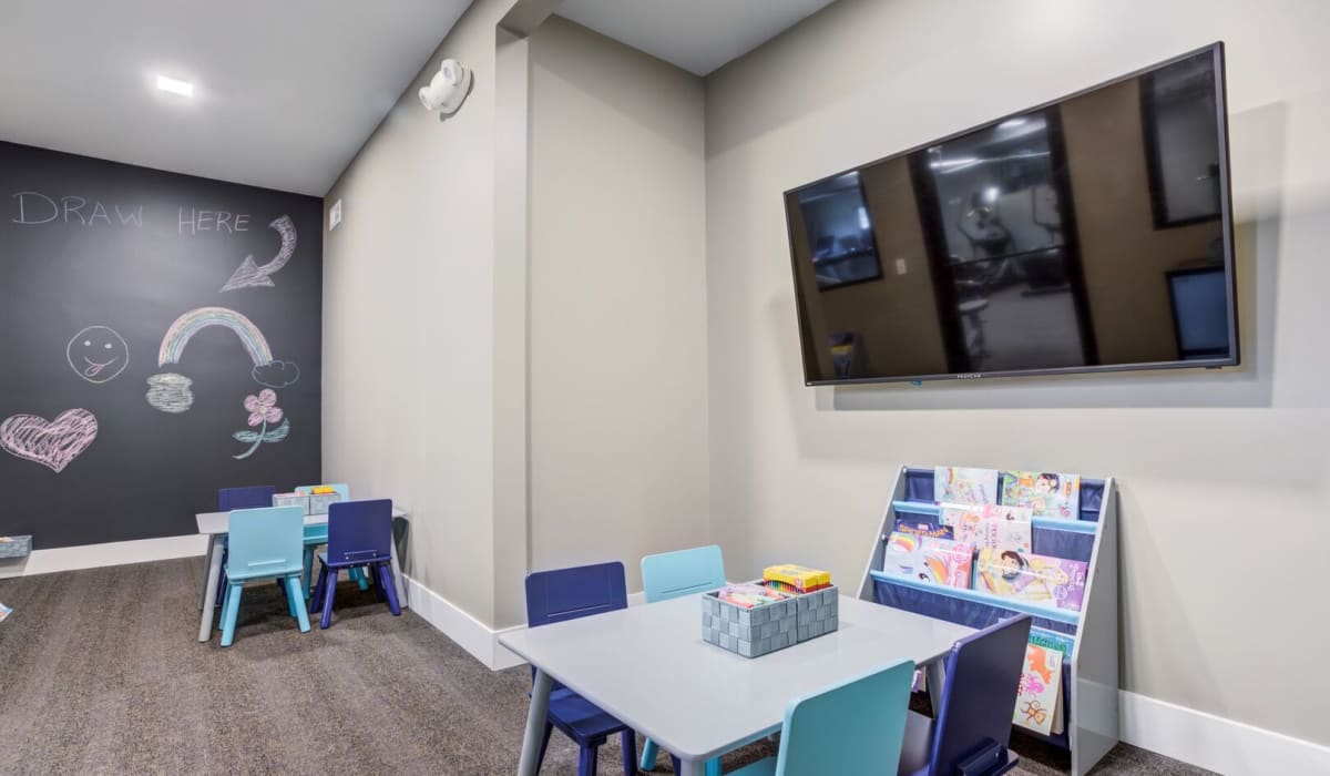 Photos of Reserve at Hoffman Estates in Hoffman Estates, IL