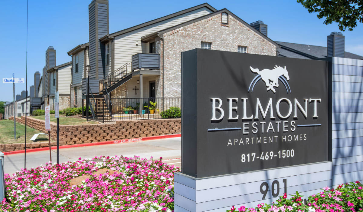 Entrance sign at Belmont Estates in Arlington, Texas