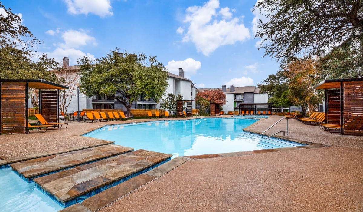 Magnificent pool at Birch Apartment Homes in Dallas, Texas
