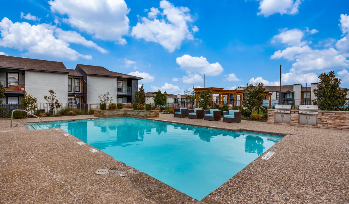 Beautiful swimming pool at Decker Apartment Homes in Ft Worth, Texas