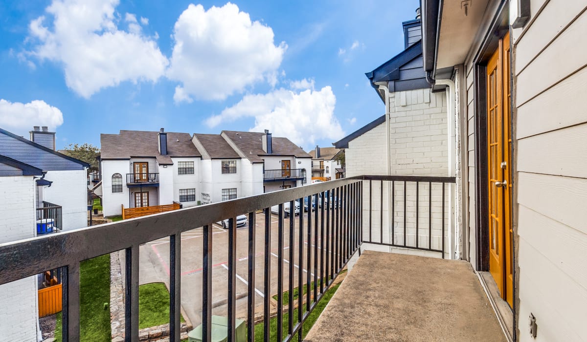 Balcony at Knowlton Apartment Homes in Mesquite, Texas