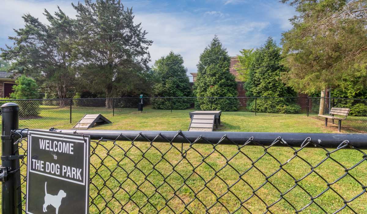 dog park area at Landmark at Tuckahoe in Henrico, Virginia