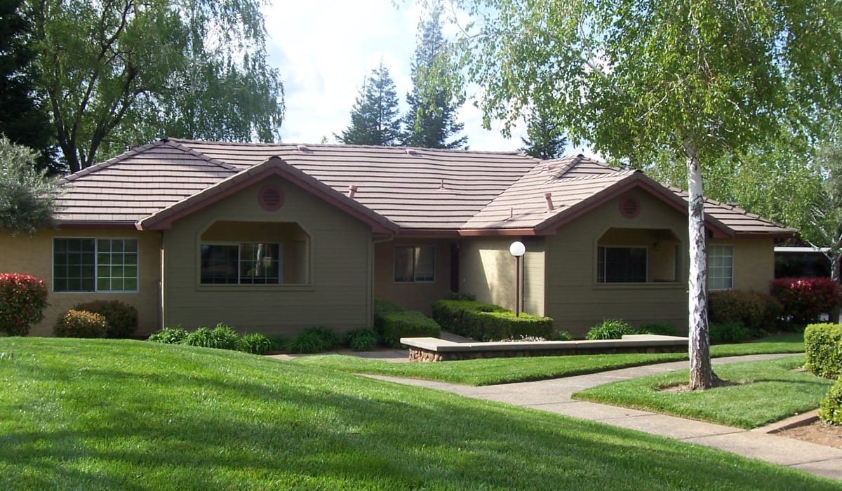 Exterior of Cobble Creek Apartment Homes in Chico, California