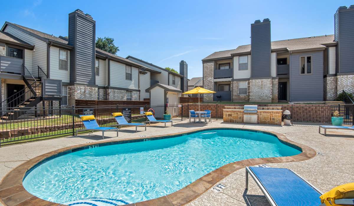 outdoor pool at Belmont Estates in Arlington, Texas