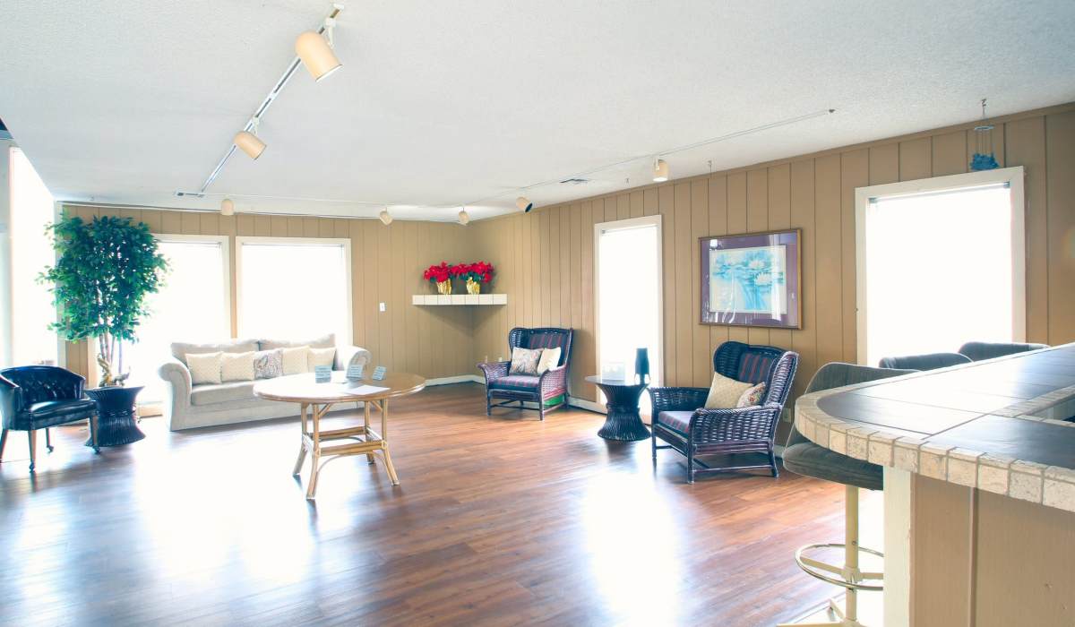 Living space of Magnolia Creek Apartments in Tulsa, Oklahoma