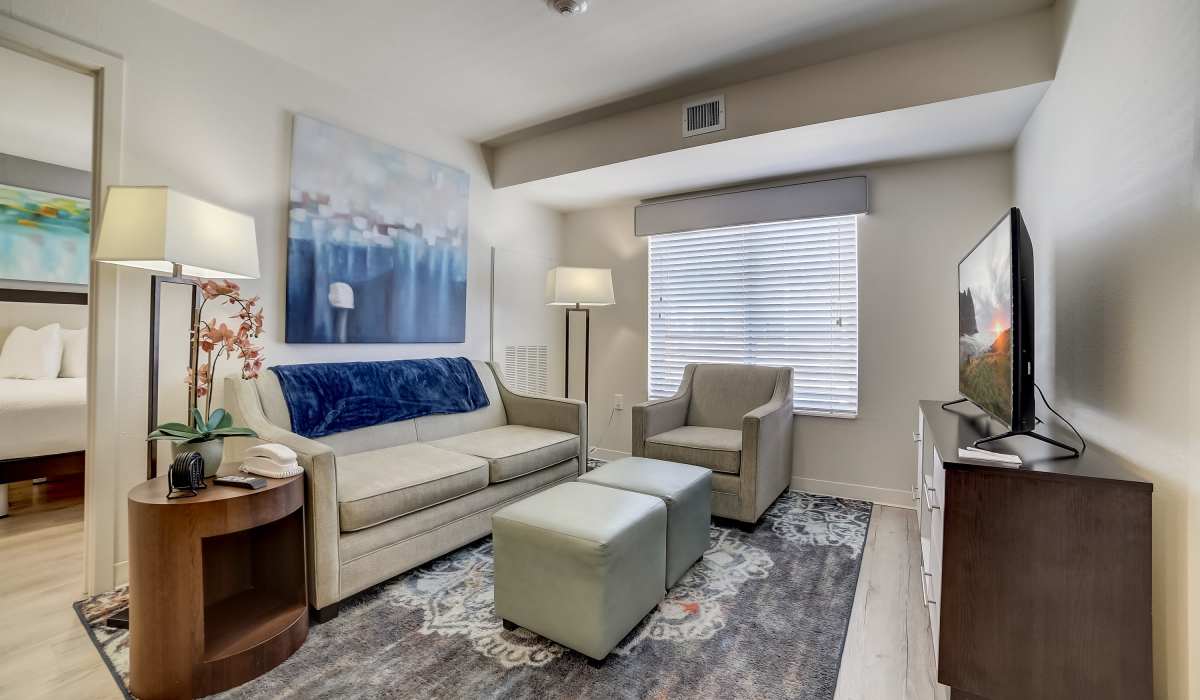 Living space with natural lighting Simplicity at the Rim in San Antonio, Texas