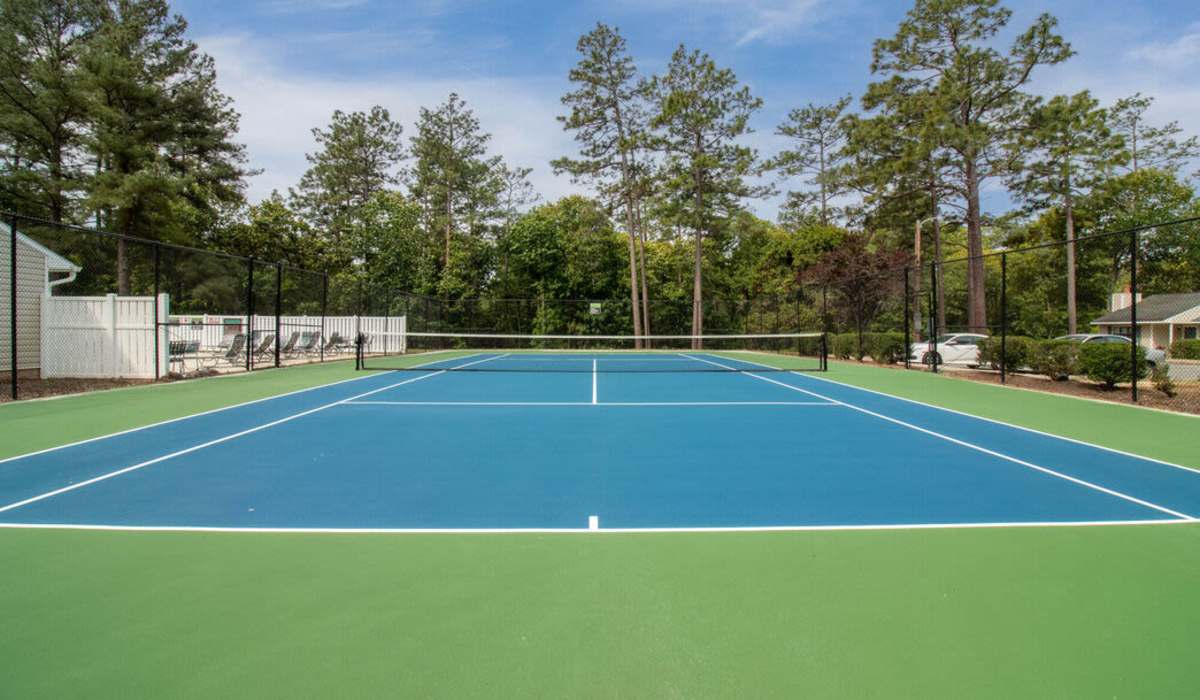 tennis court at Tanglewood Apartments in Southern Pines, North Carolina