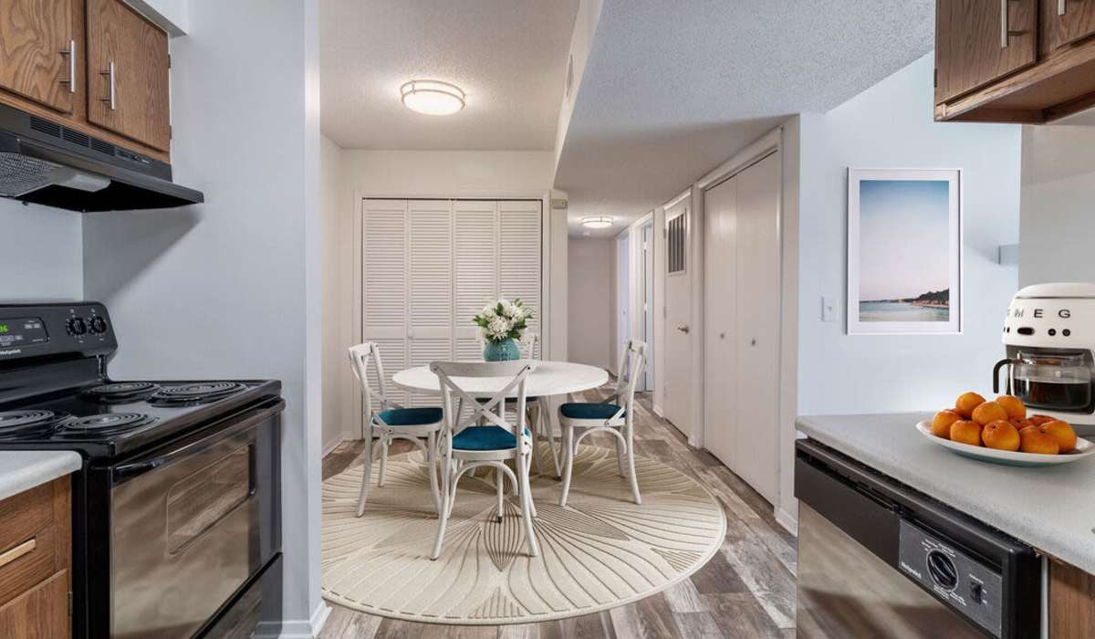 Kitchen and dining area at Sand Ridge in Wilmington, North Carolina