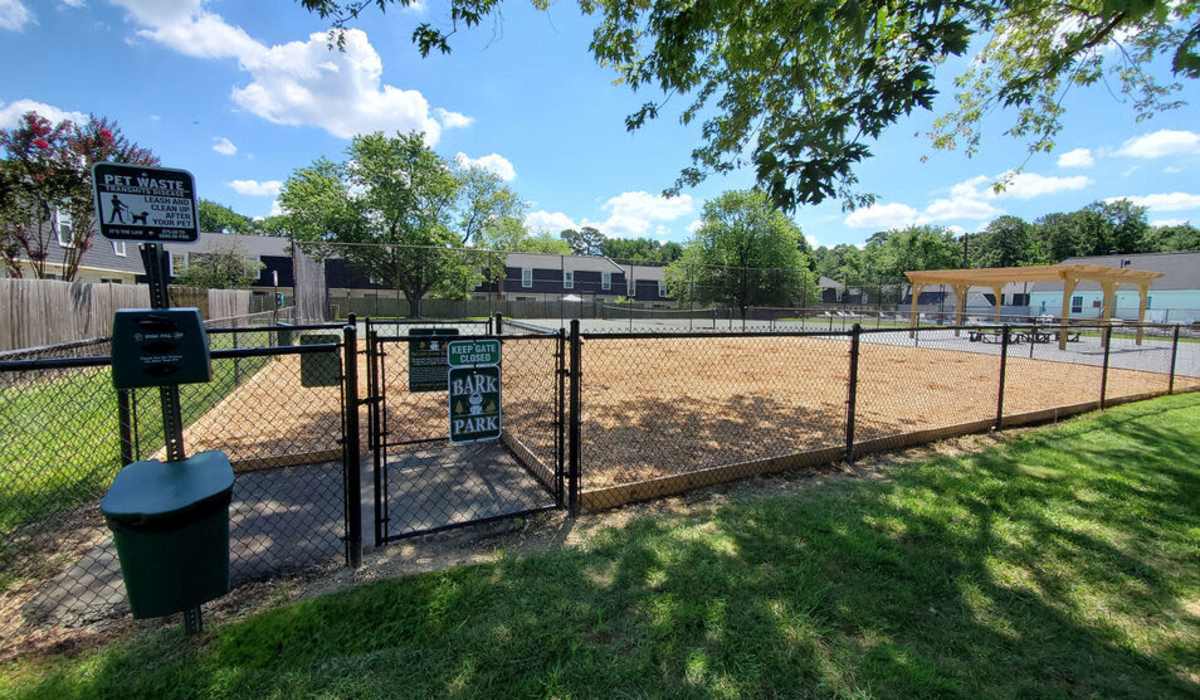 on-site dog park at North Slope Apartments in Richmond, Virginia