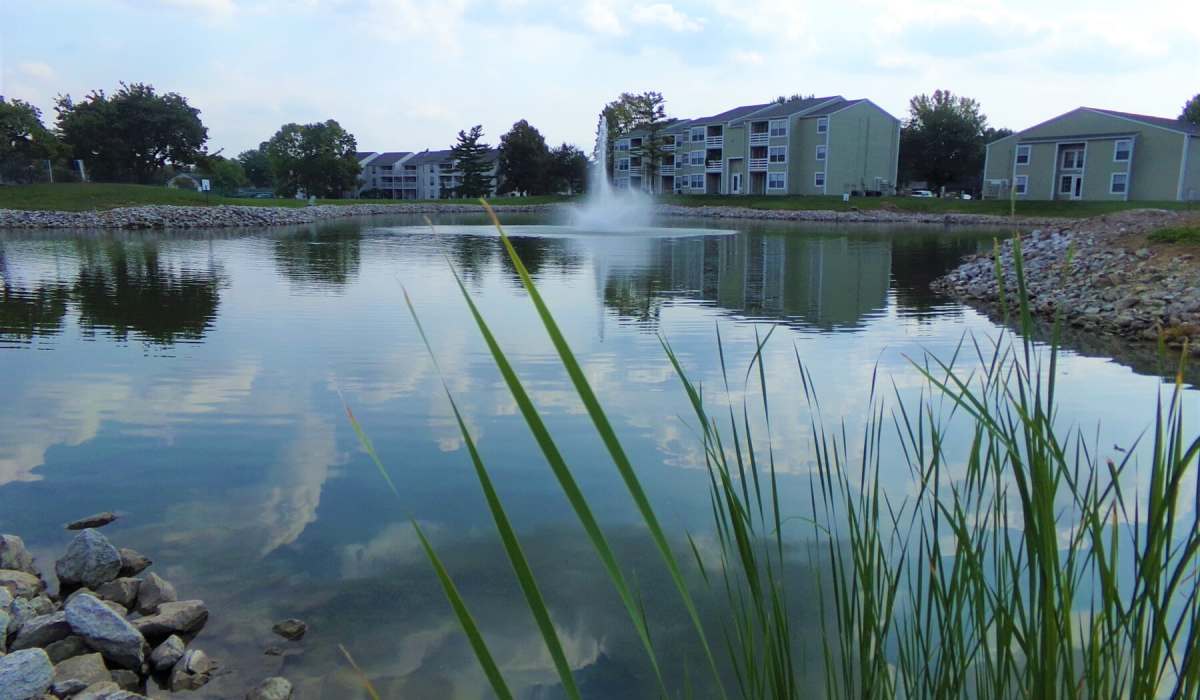 Lakefront property at Pier 39 Apartments And Townhomes in Indianapolis, Indiana