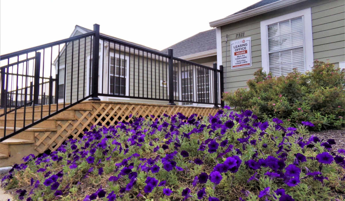 flowers at Pier 39 Apartments And Townhomes in Indianapolis, Indiana