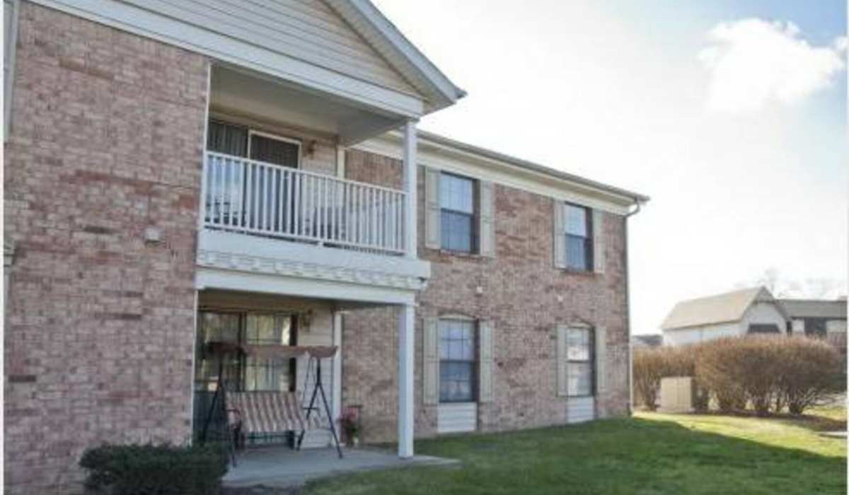 apartments at Castleton Manor Apartments in Indianapolis, Indiana