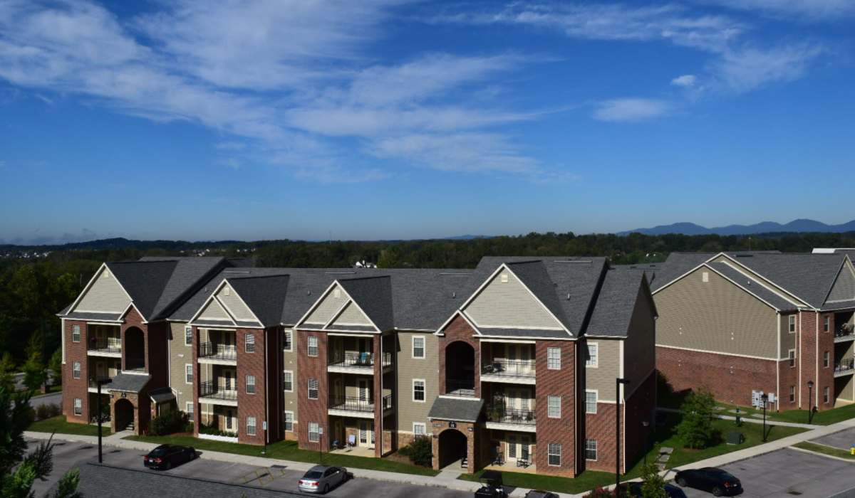 Great landscaping at The Enclave of Hardin Valley in Knoxville, Tennessee