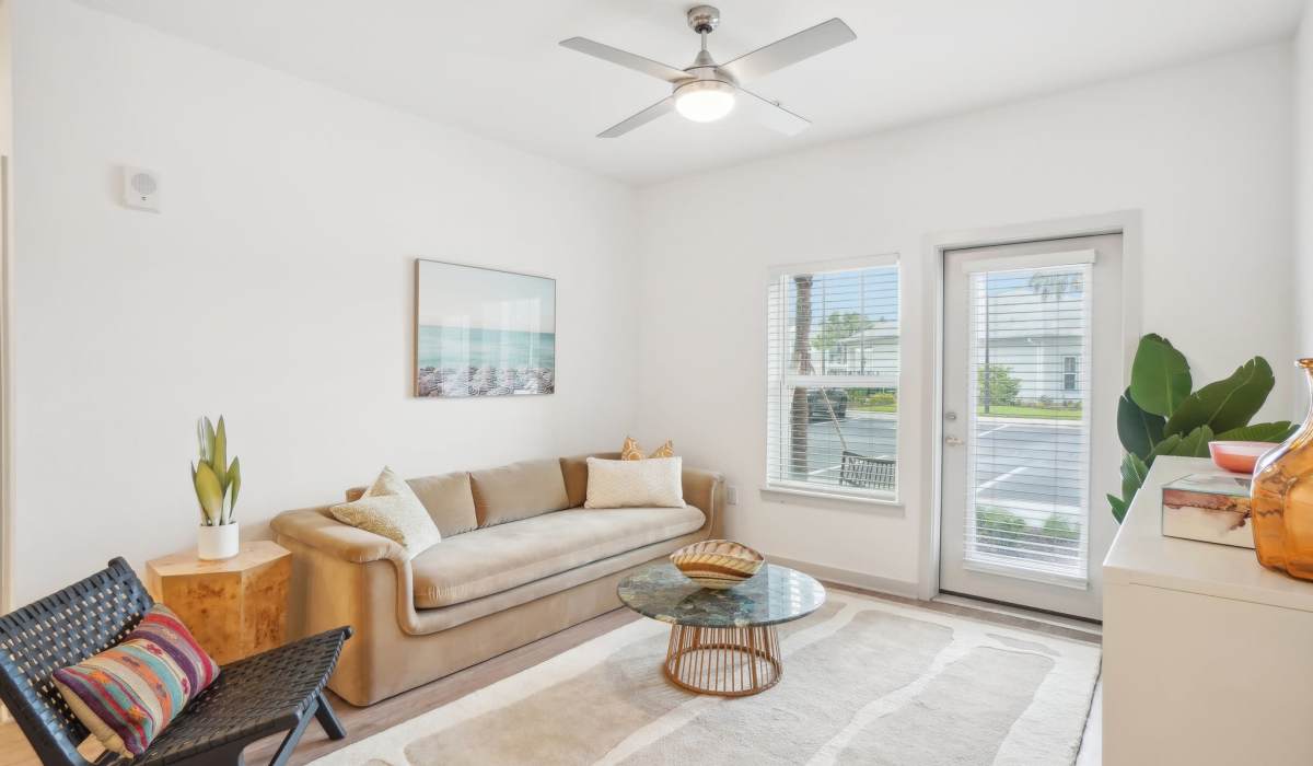 Spacious Living room in Avocet at Melbourne