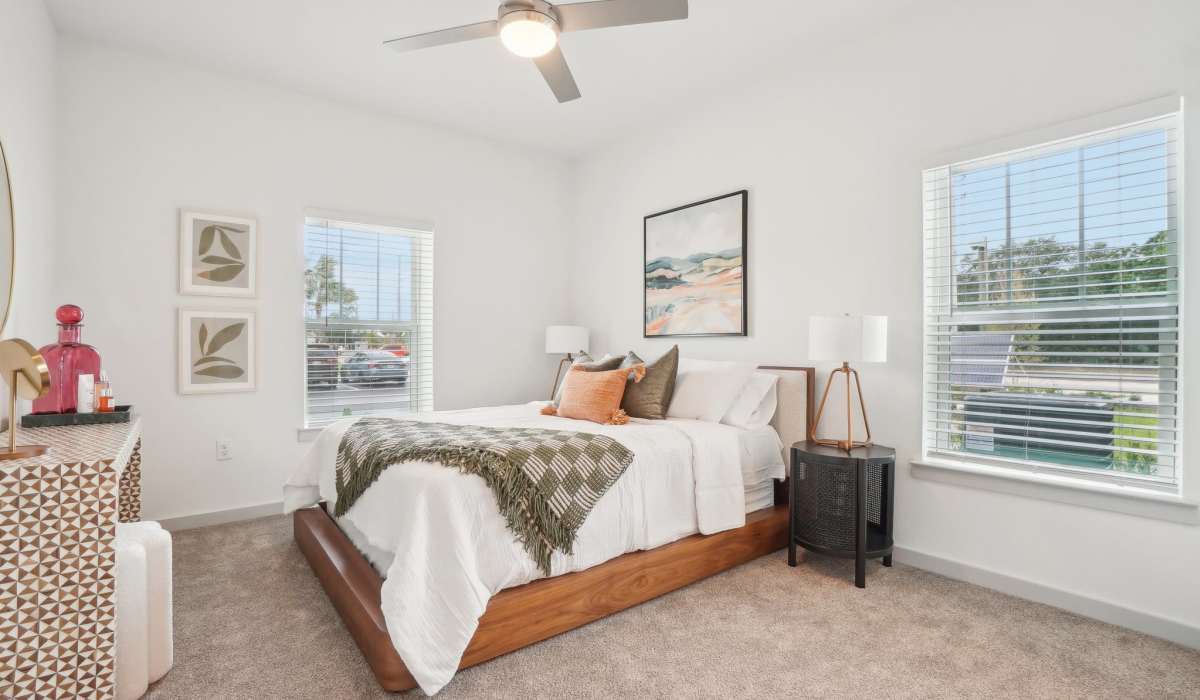 Spacious and comfy bedroom in Avocet at Melbourne