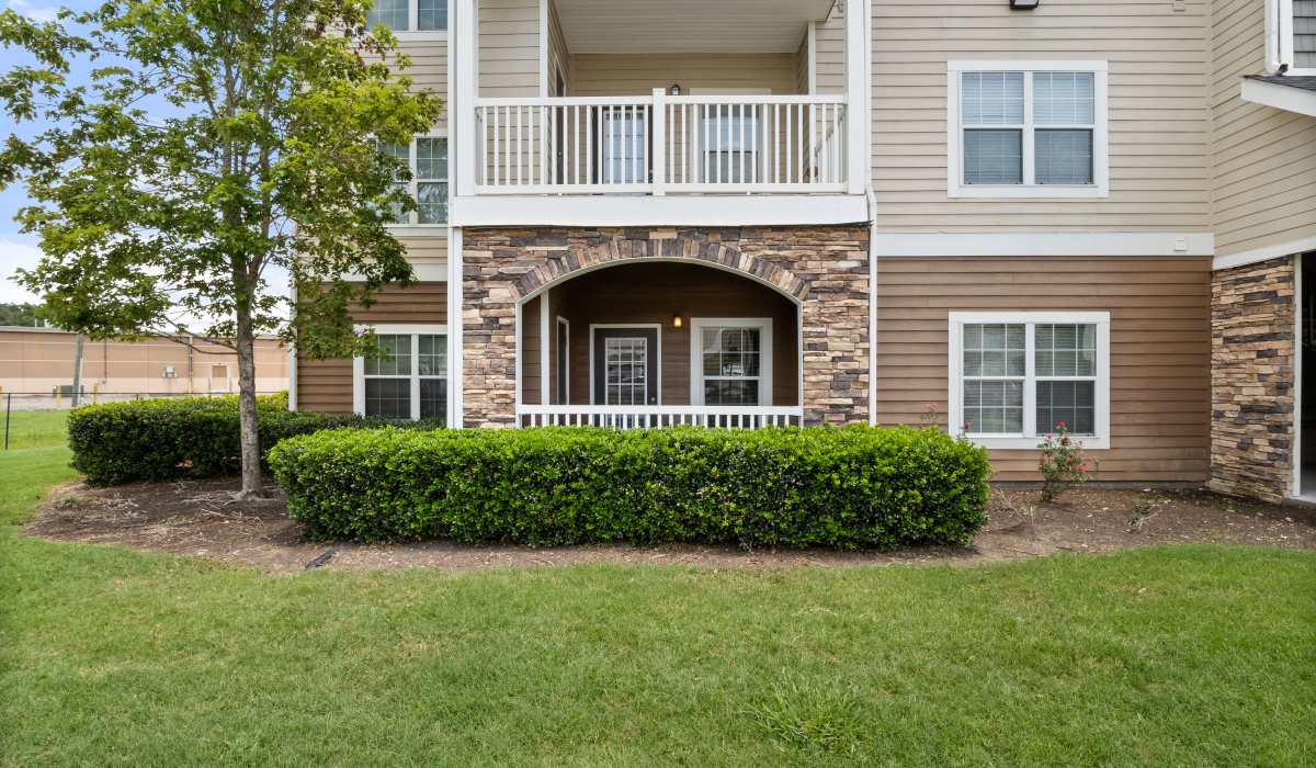  Building surrounded by trees at Ansley Place in Houma, Louisiana