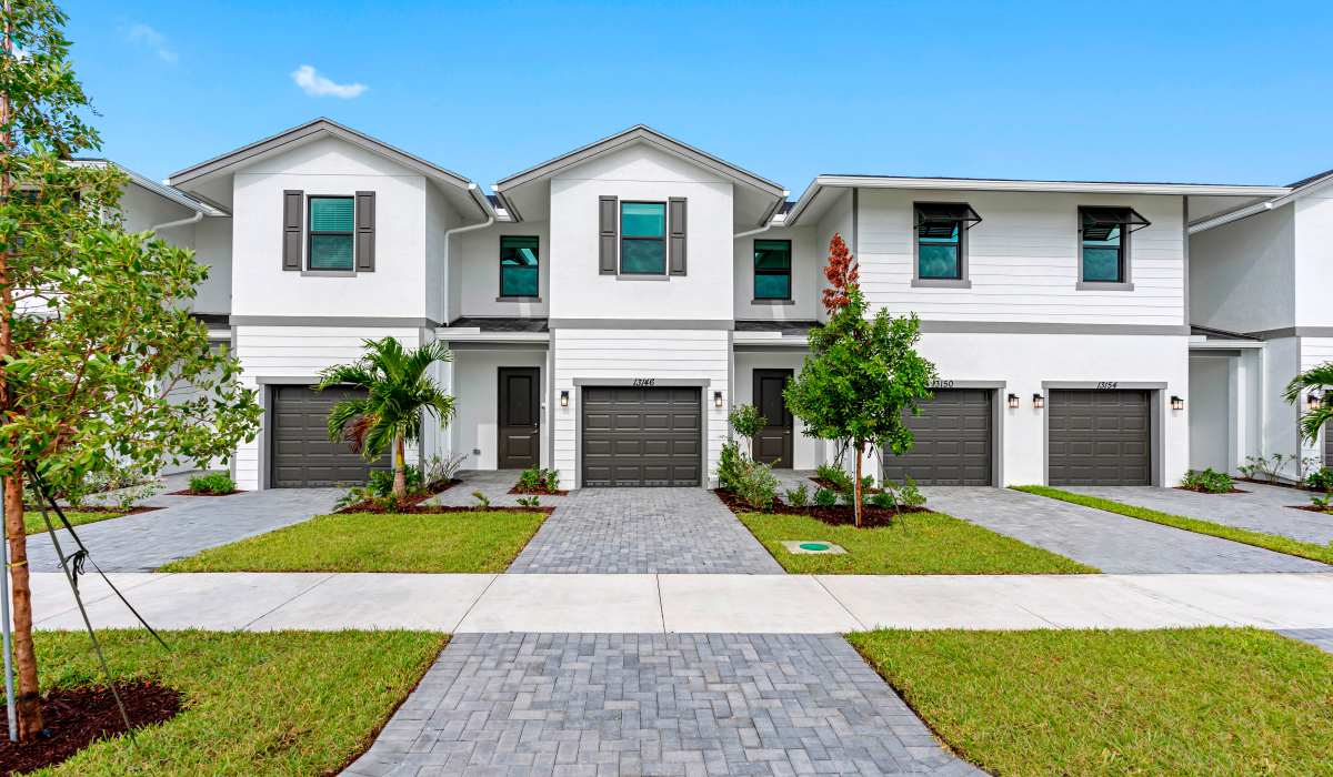 Spacious pathway at Tredici at Central Park in Port St. Lucie, Florida