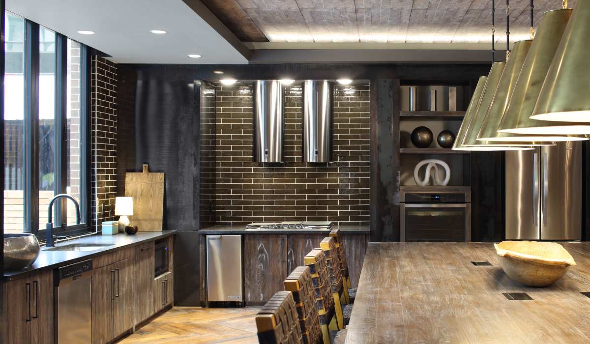 Exhibition kitchen in the lounge at Tate Tanglewood in Houston, Texas