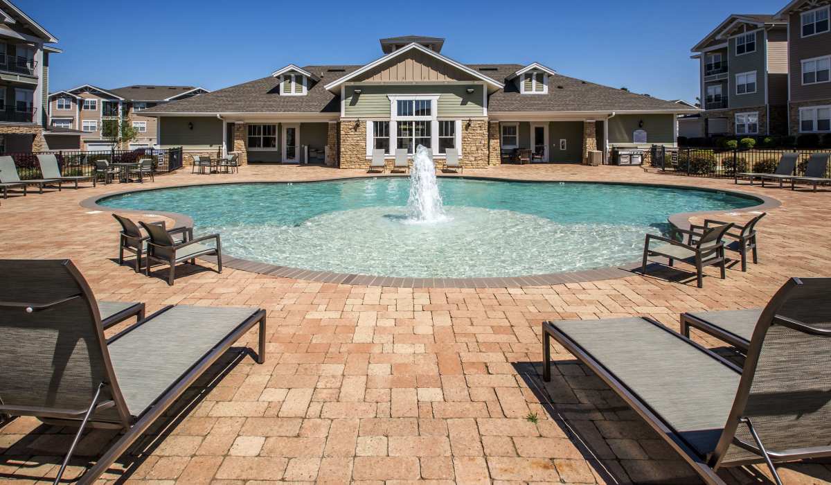 Swimming pool with fountain at Arch Street in Madison, Alabama