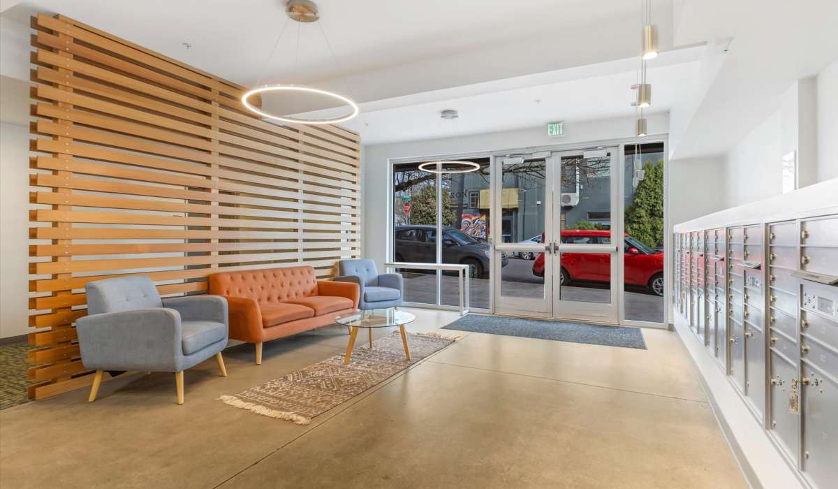 Resident lobby at Koz on 13th in Portland, Oregon
