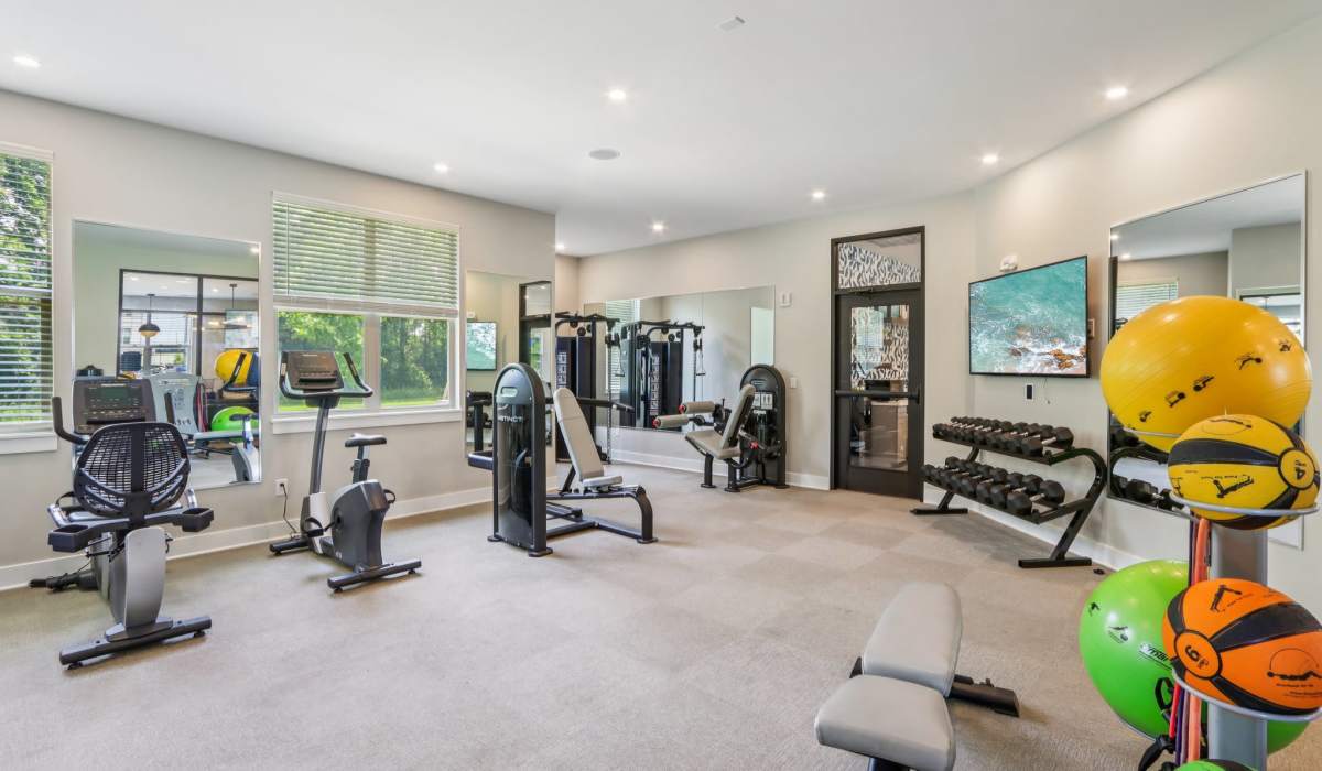 Fitness center at Founders Pointe Apartments in Franklin, Indiana