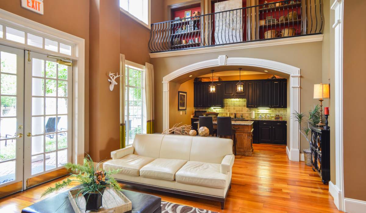 Spacious clubhouse at Oaks at Sugarloaf in Lawrenceville,Georgia